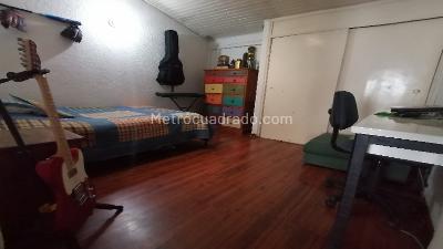 Casa de 5 alcobas en venta en Villa Luz, Bogotá, 336 m² · foto 19 de 20