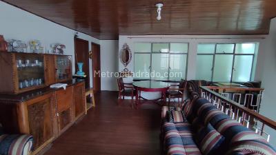 Casa en venta en San Felipe, Bogotá · foto 4 de 12