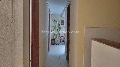 Casa de 5 alcobas en venta en San Fernando Occidental, Bogotá, 345 m² · foto 5 de 11
