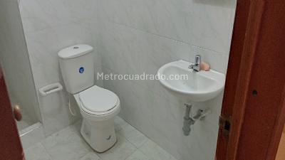 Casa de 5 alcobas en venta en San Fernando Occidental, Bogotá, 345 m² · foto 10 de 11