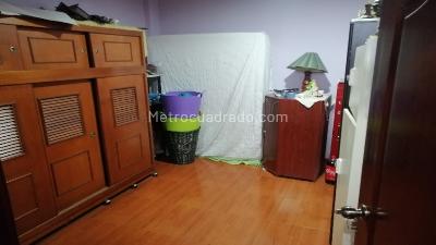 Casa de 5 alcobas en venta en Camilo Torres, Soacha, 210 m² · foto 7 de 10