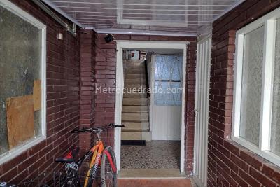 Casa de 5 alcobas en venta en Batavia, Bogotá, 270 m² · foto 4 de 10