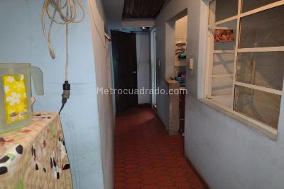 Casa de 5 alcobas en venta en Batavia, Bogotá, 270 m² · foto 9 de 10