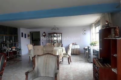 Casa de 5 alcobas en venta en Bonanza, Bogotá, 499 m² · foto 4 de 10
