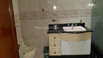 Casa de 5 alcobas en venta en Chapinero Central, Bogotá, 160 m² · foto 13 de 15