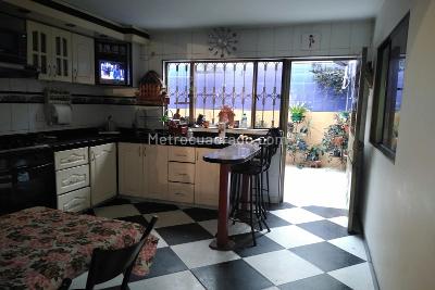 Casa de 5 alcobas en venta en Carabelas, Bogotá, 420 m² · foto 9 de 10
