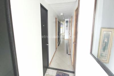 Casa de 5 alcobas en venta en Carvajal, Bogotá, 620 m² · foto 3 de 10