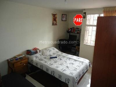 Casa de 5 alcobas en venta en San Marcos, Bogotá, 140 m² · foto 5 de 8