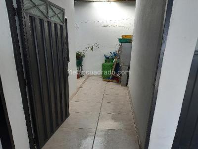 Casa de 5 alcobas en venta en San Pablo Bosa, Bogotá, 398 m² · foto 3 de 6