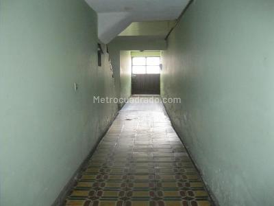 Casa de 5 alcobas en venta en Jorge Eliecer Gaitan, Bogotá, 273 m² · foto 9 de 12
