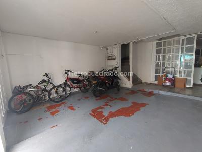 Casa en venta en La Estrada, Bogotá · foto 3 de 20