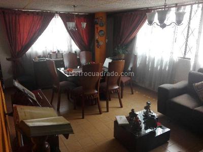 Casa de 5 alcobas en venta en San Bernardino, Soacha, 108 m² · foto 3 de 9