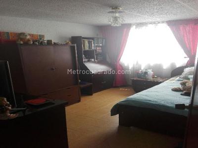 Casa de 5 alcobas en venta en San Bernardino, Soacha, 108 m² · foto 6 de 9