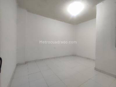 Casa de 5 alcobas en venta en Villa Hermosa, Bogotá, 384 m² · foto 11 de 16