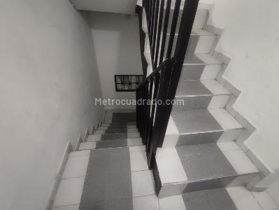Casa de 5 alcobas en venta en Villa Hermosa, Bogotá, 384 m² · foto 14 de 16