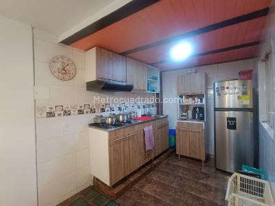 Casa en venta en El Carmen, Bogotá · foto 5 de 12