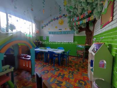 Casa de 5 alcobas en venta en Villa Claudia, Bogotá, 213 m² · foto 18 de 20
