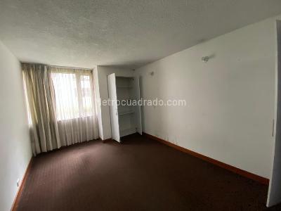 Apartamento de 3 alcobas en arriendo en La Cabrera, Bogotá, 130 m² · foto 4 de 10