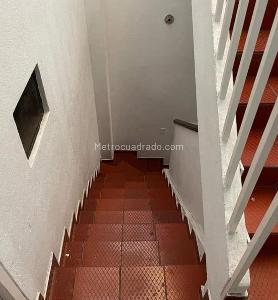 Casa de 5 alcobas en venta en La Fortaleza, Bogotá, 228 m² · foto 2 de 10
