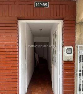 Casa de 5 alcobas en venta en La Fortaleza, Bogotá, 228 m² · foto 3 de 10