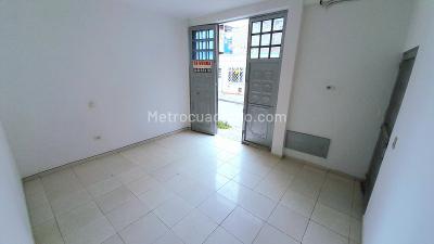 Casa de 5 alcobas en venta en Potreritos, Bogotá, 72 m² · foto 3 de 20