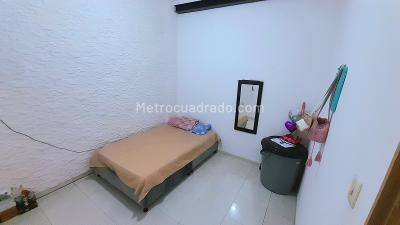 Casa de 5 alcobas en venta en Potreritos, Bogotá, 72 m² · foto 5 de 20