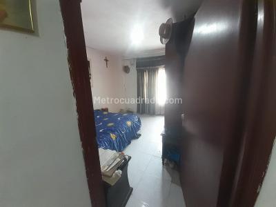 Casa de 5 alcobas en venta en El Portal, Bogotá, 142 m² · foto 11 de 17
