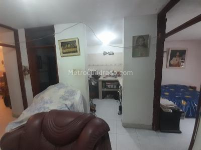 Casa de 5 alcobas en venta en El Portal, Bogotá, 142 m² · foto 12 de 17
