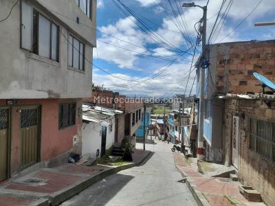 Casa de 5 alcobas en venta en El Portal, Bogotá, 142 m² · foto 16 de 17
