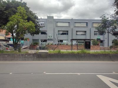Casa en venta en Fontibon, Bogotá · foto 2 de 9