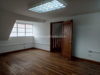 Casa de 5 alcobas en venta en Teusaquillo, Bogotá, 427 m² · foto 15 de 20