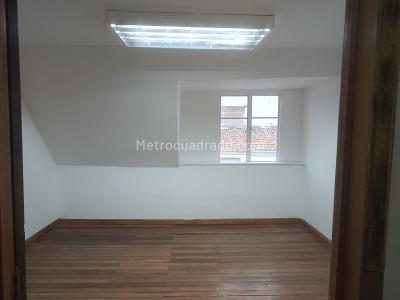 Casa de 5 alcobas en venta en Teusaquillo, Bogotá, 427 m² · foto 3 de 20