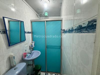 Casa de 5 alcobas en venta en El Recodo Republica De Canada, Bogotá, 241 m² · foto 16 de 20