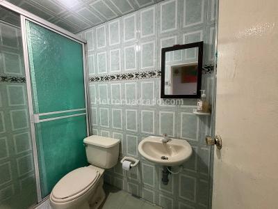 Casa de 5 alcobas en venta en El Recodo Republica De Canada, Bogotá, 241 m² · foto 17 de 20