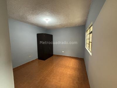 Casa de 5 alcobas en venta en Quiroga Sur, Bogotá, 200 m² · foto 4 de 19