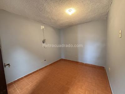 Casa de 5 alcobas en venta en Quiroga Sur, Bogotá, 200 m² · foto 5 de 19