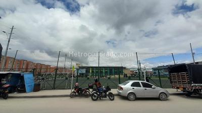 Apartamento de 2 alcobas en venta en Hogares, Soacha, 33 m² · foto 2 de 9