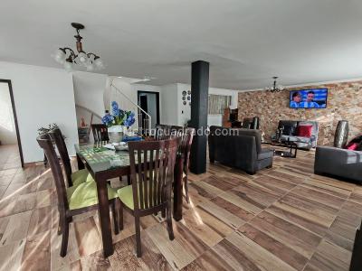 Casa de 5 alcobas en venta en 20 De Julio, Bogotá, 277 m² · foto 5 de 20