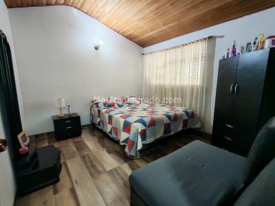 Casa de 5 alcobas en venta en 20 De Julio, Bogotá, 277 m² · foto 10 de 20