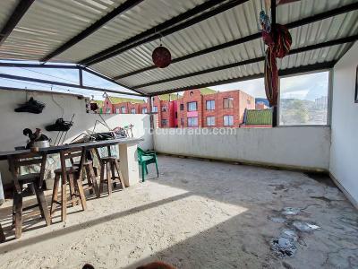 Casa de 5 alcobas en venta en 20 De Julio, Bogotá, 277 m² · foto 15 de 20