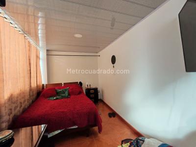 Casa de 5 alcobas en venta en 20 De Julio, Bogotá, 277 m² · foto 17 de 20