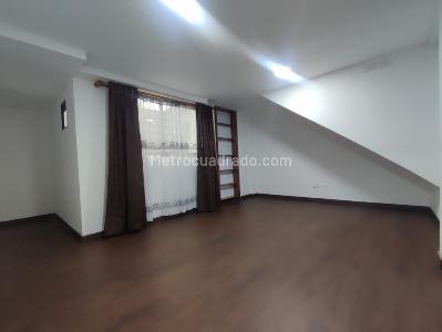 Casa de 5 alcobas en venta en El Recuerdo, Bogotá, 218 m² · foto 10 de 19