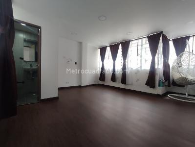Casa de 5 alcobas en venta en El Recuerdo, Bogotá, 218 m² · foto 11 de 19