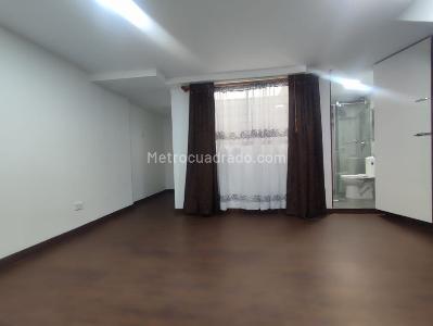 Casa de 5 alcobas en venta en El Recuerdo, Bogotá, 218 m² · foto 13 de 19