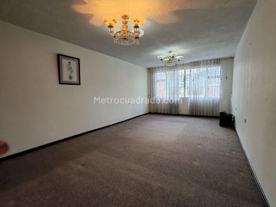 Casa de 5 alcobas en venta en Remanso, Bogotá, 238 m² · foto 16 de 20