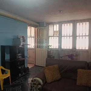 Casa de 5 alcobas en venta en Dindalito, Bogotá, 216 m² · foto 4 de 20