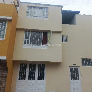 Casa en venta en Roma, Bogotá · foto 2 de 20