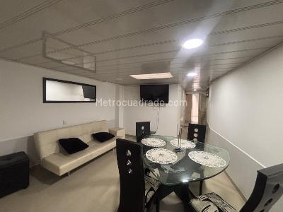 Casa de 5 alcobas en venta en Santa Lucia, Bogotá, 400 m² · foto 3 de 19
