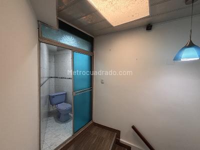 Casa de 5 alcobas en venta en Santa Lucia, Bogotá, 400 m² · foto 12 de 19