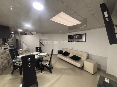 Casa de 5 alcobas en venta en Santa Lucia, Bogotá, 400 m² · foto 17 de 19